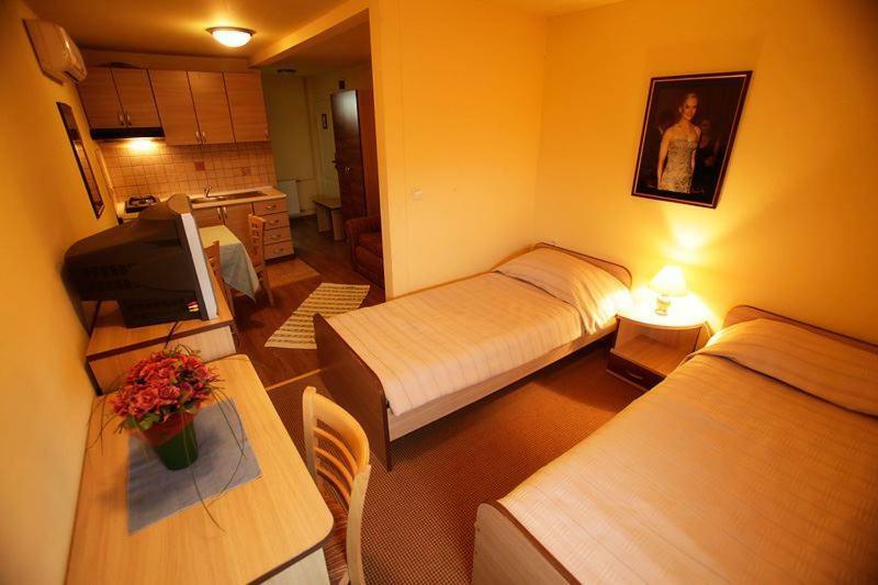 Tribalj The Movie Resort Aparthotel מראה חיצוני תמונה